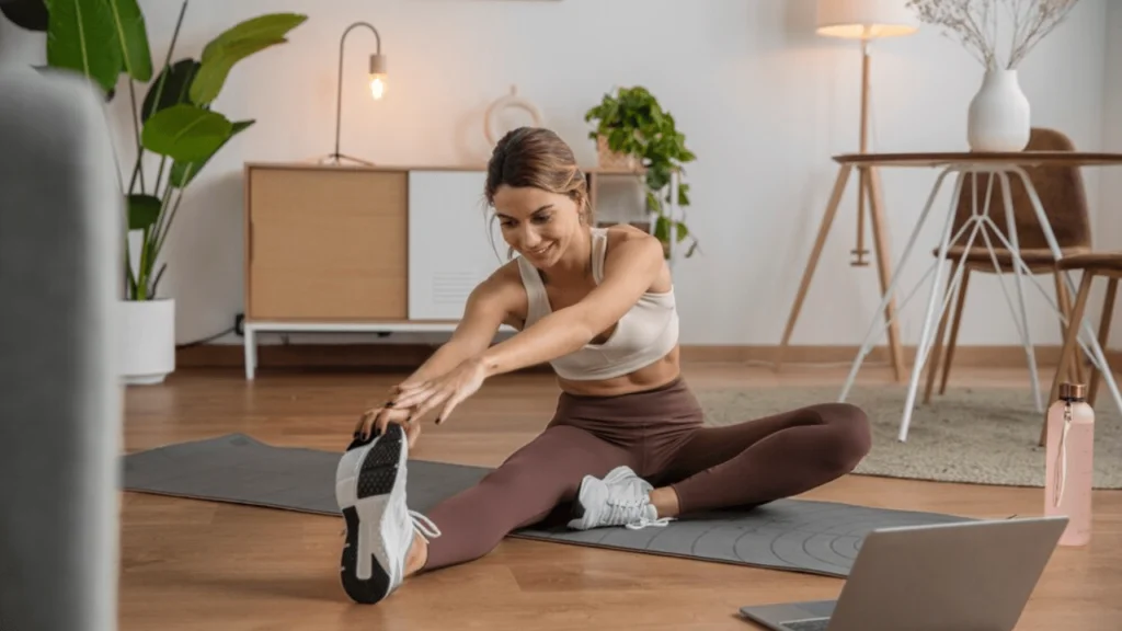 10 Habits of Exceptionally Fit People Who Never Go to the Gym 10 Habits of Exceptionally Fit People Who Never Go to the Gym