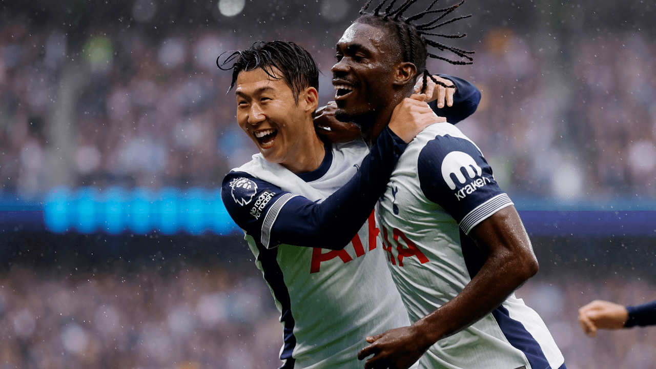 Premier League Roundup: City Dominate, Spurs Smash Everton, and João Pedro Sinks United in 95th Minute! tottenham vs everton