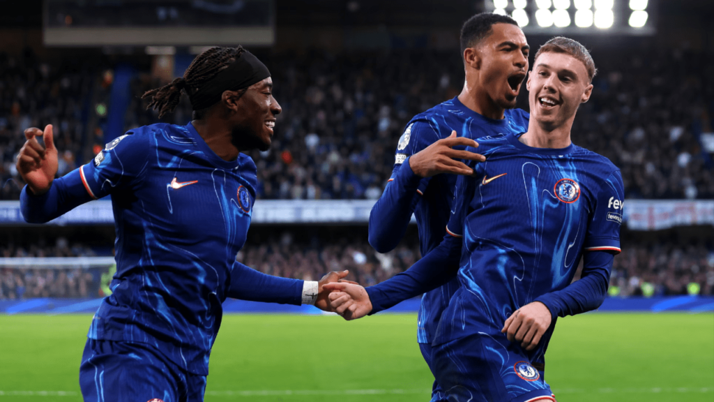 Premier League: Chelsea Triumph 3-0, Spurs Draw, and Man United Thrash Everton Premier League : Chelsea vs Aston Villa